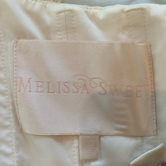 Mellisa Sweet Wedding Dress 💕 - Picture 13 of 16